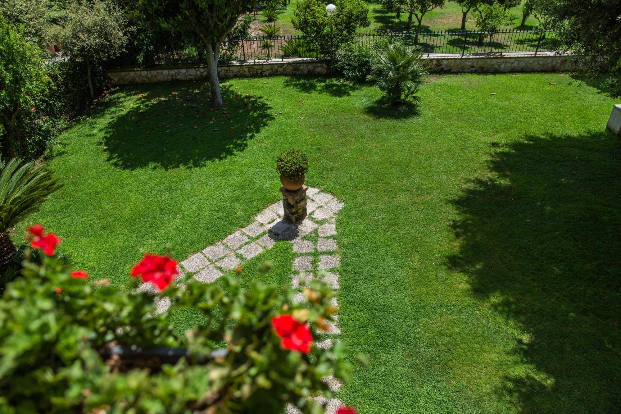 سان فيليس سيرسيو I Lecci Guesthouse المظهر الخارجي الصورة